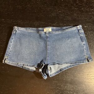Micro shorts blue jeans